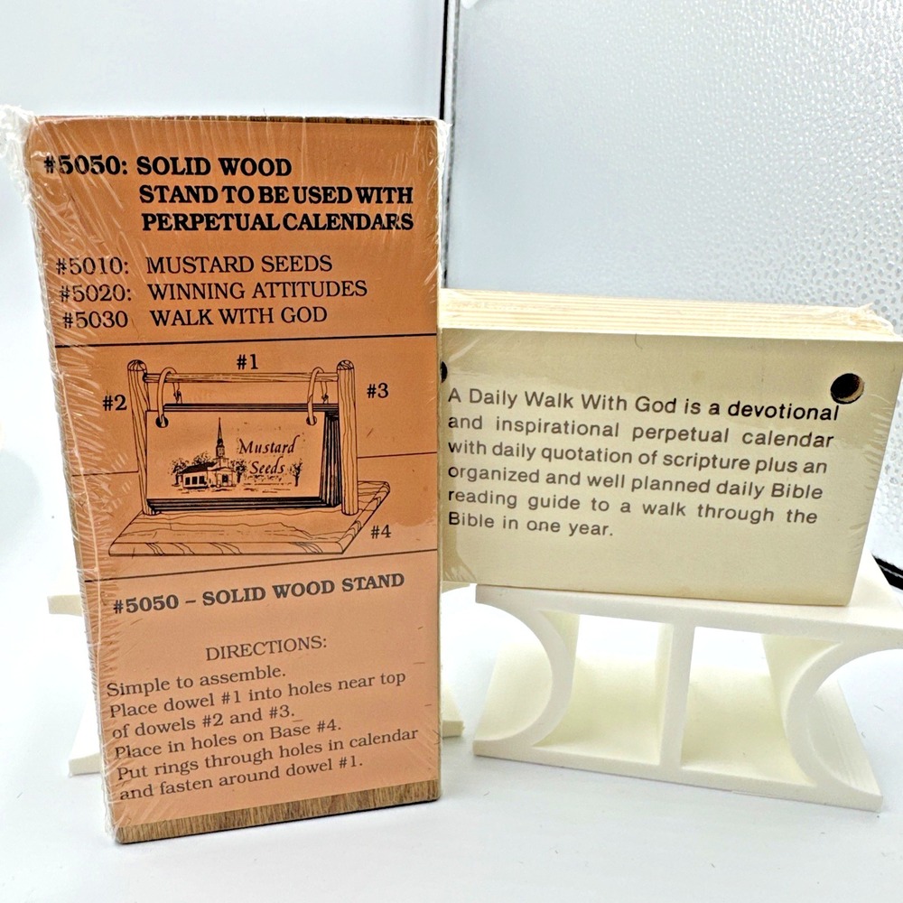 New- Daily Walk with God Perpetual Calendar with Wooden Stand. Bible‎ in a Year.